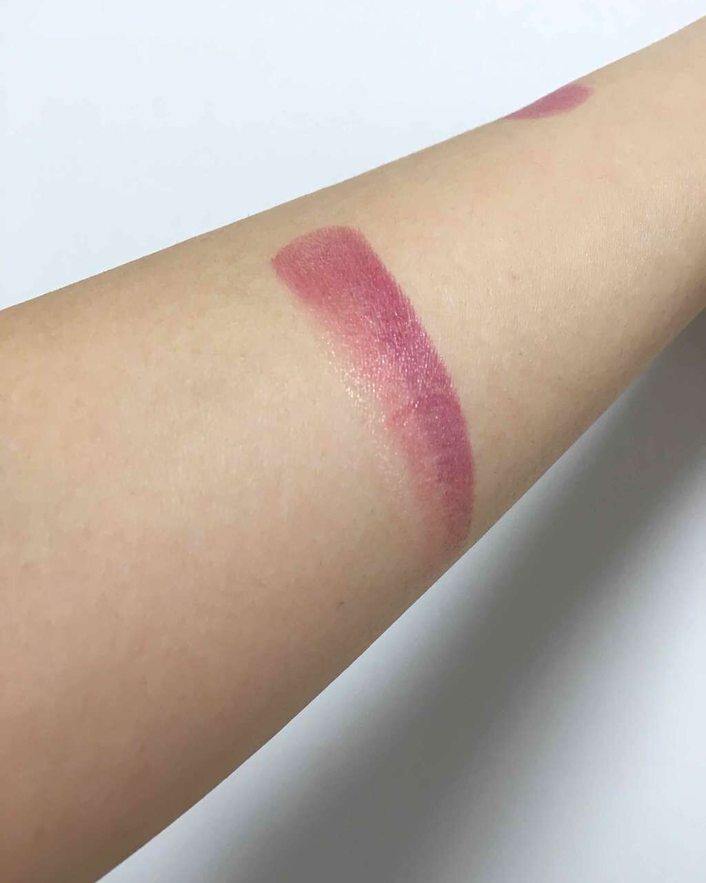 リップ フラッシュ ビッテン ストロボ/MAYBELLINE NEW YORK/口紅を使ったクチコミ(2枚目)