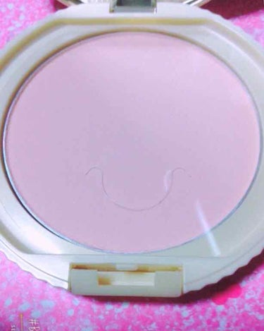 【旧品】マシュマロフィニッシュパウダー/キャンメイク/プレストパウダーを使ったクチコミ（2枚目）