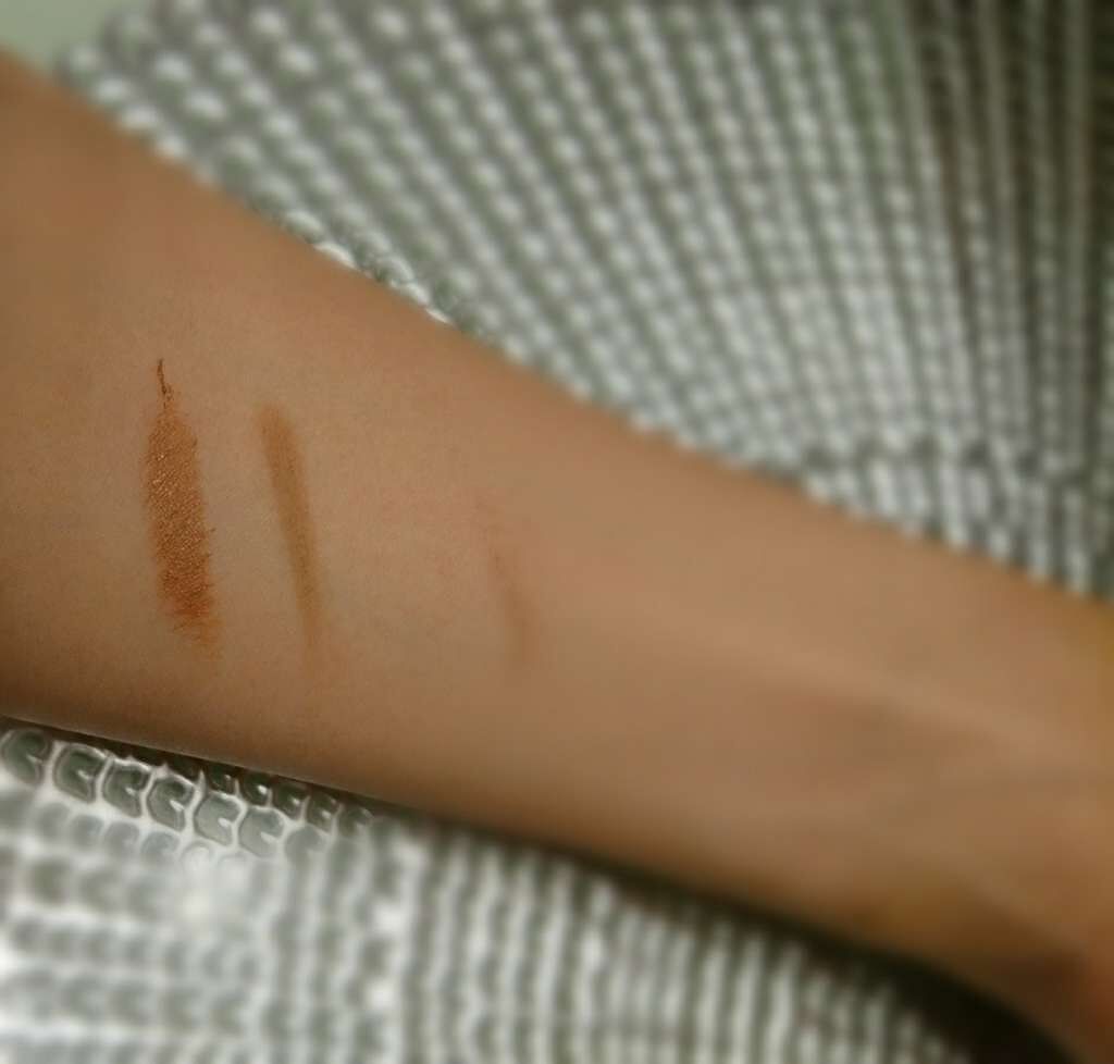 ブロウラッシュEX ウォーターストロング Wブロウカラー/ブロウラッシュ/眉マスカラを使ったクチコミ(2枚目)