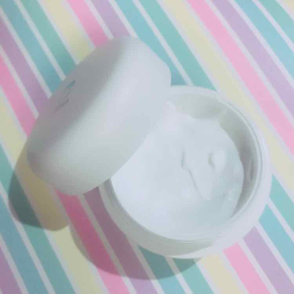 WHITE MILK CREAM/3CE/フェイスクリームを使ったクチコミ(2枚目)