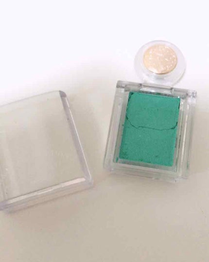 シャドーカスタマイズ/MAJOLICA MAJORCA/単色アイシャドウを使ったクチコミ(2枚目)