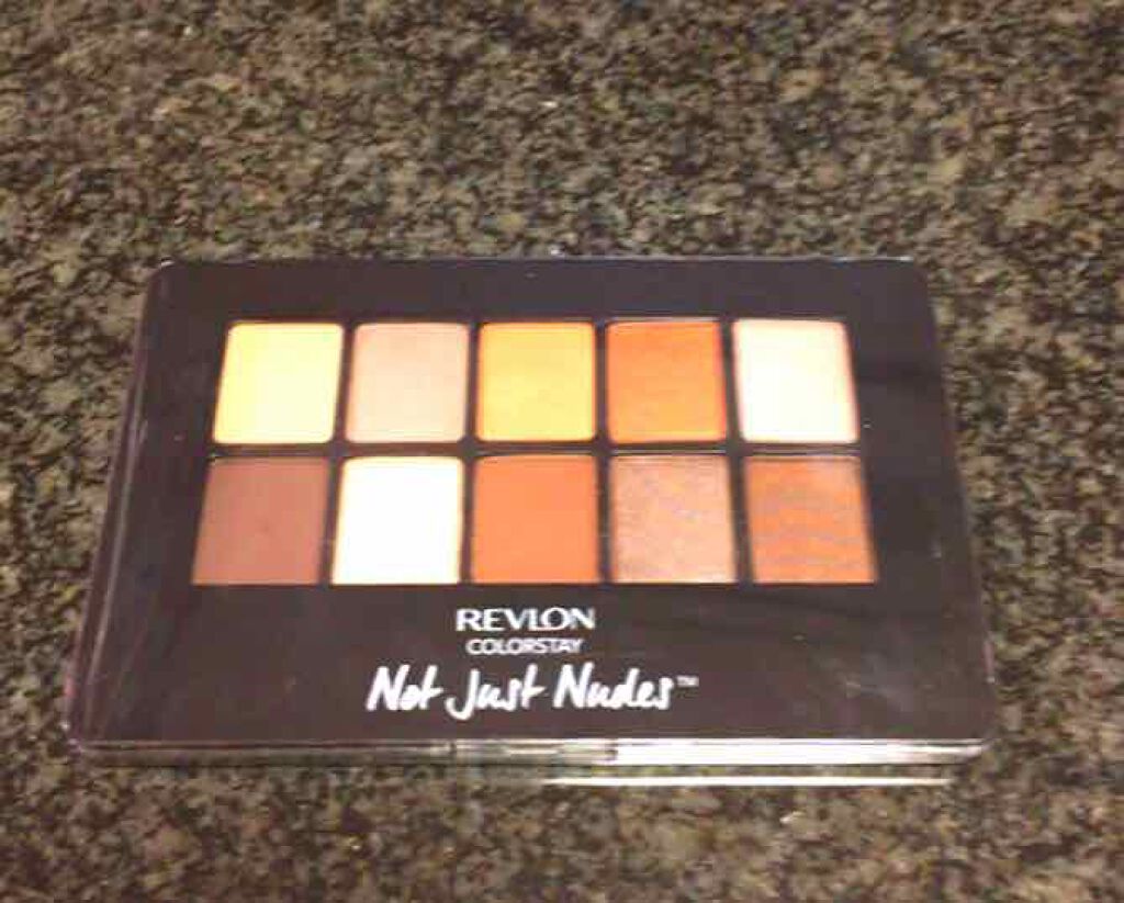 カラーステイ ノット ジャスト ヌーズ シャドウ パレット/REVLON/アイシャドウパレットを使ったクチコミ(1枚目)