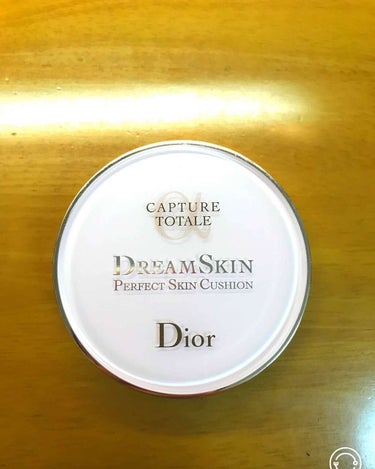 
Dior
カプチュールトータルドリームスキン
クッションファンデーション

使用している色：010
リフィル付き

コスパ：★★★★★
カバー力：★★☆☆☆
素肌感：★★★★★
うるおい：★★★★★
