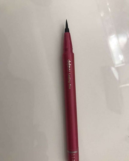 「密着アイライナー」しなやか筆リキッド/デジャヴュ/リキッドアイライナーを使ったクチコミ(2枚目)