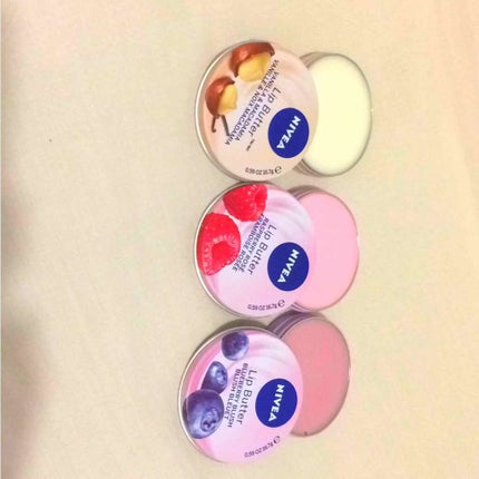 LIP BUTTER/NIVEA(海外)/リップバームを使ったクチコミ(2枚目)