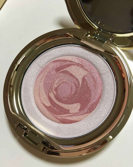 ブリス オーラ/Elégance/パウダーチークを使ったクチコミ(2枚目)