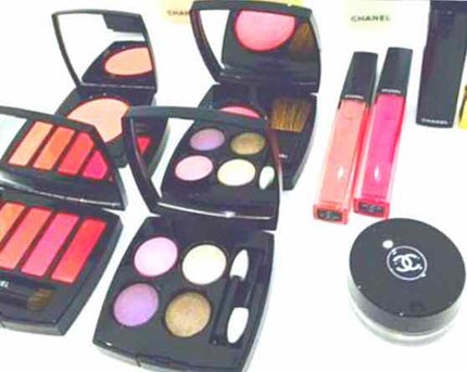 レ キャトル オンブル/CHANEL/アイシャドウパレットを使ったクチコミ(1枚目)