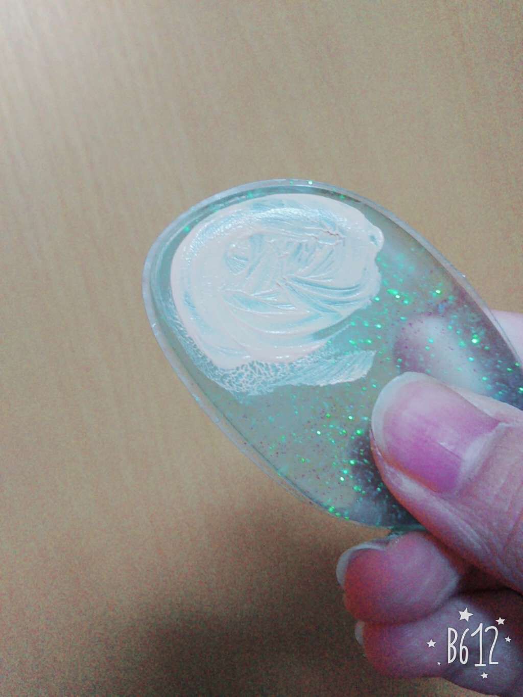 エバビレーナ リキッドファンデーション/DAISO/リキッドファンデーションを使ったクチコミ(2枚目)