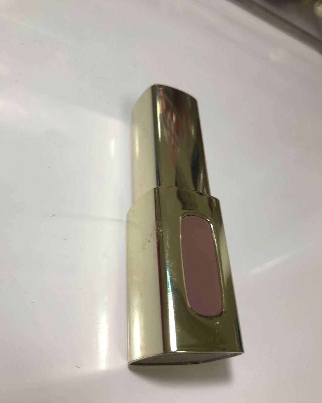 カラーリッシュ エクストラルージュ/ロレアル パリ/口紅を使ったクチコミ（1枚目）