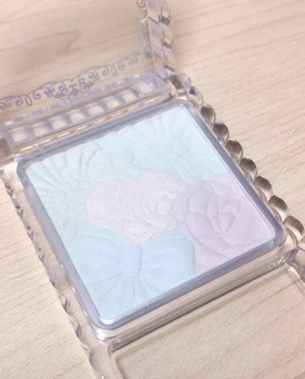 グロウフルールハイライター/キャンメイク/パウダーハイライトを使ったクチコミ(2枚目)