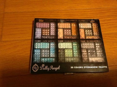 30COLORSEYESHADOWPALETTE/Dolly Angel/アイシャドウパレットを使ったクチコミ（1枚目）