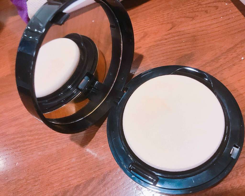 アンクル ド ポー コンパクト/YVES SAINT LAURENT BEAUTE/パウダーファンデーションを使ったクチコミ(2枚目)