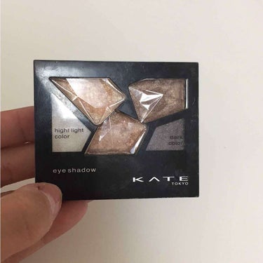 カラーシャスダイヤモンド/KATE/パウダーアイシャドウを使ったクチコミ（1枚目）