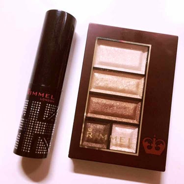 Oct 18 購入品💸

Rimmel のお姉さんが声をかけてくれたので今回はお姉さん好みで選びました！
お姉さんありがとうございました🌼

Rimmel ショコラスウィートアイズ 012
カラーはゴー