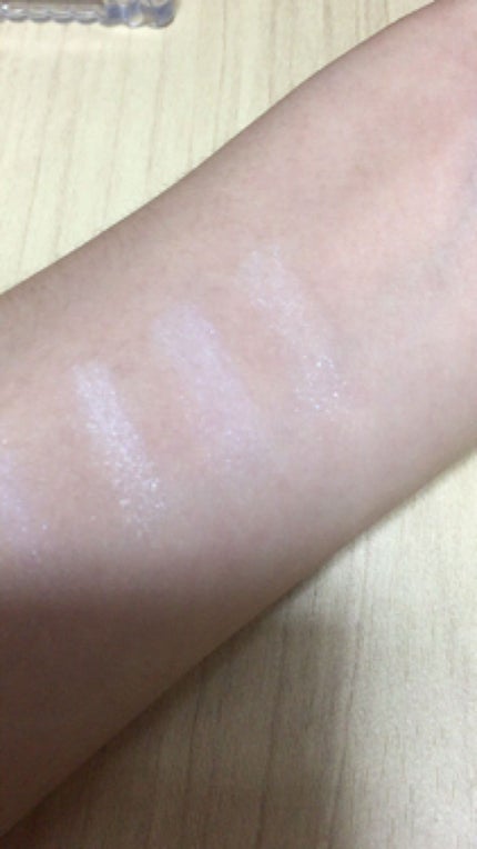 グロウフルールハイライター/キャンメイク/パウダーハイライトを使ったクチコミ(3枚目)