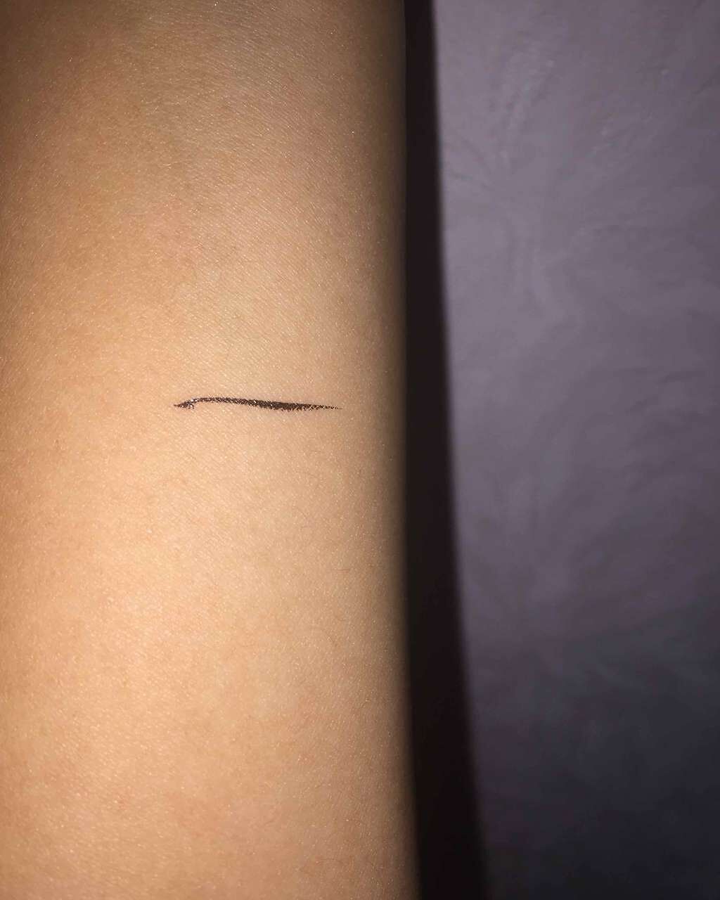 モテライナー リキッド/UZU BY FLOWFUSHI/リキッドアイライナーを使ったクチコミ(3枚目)