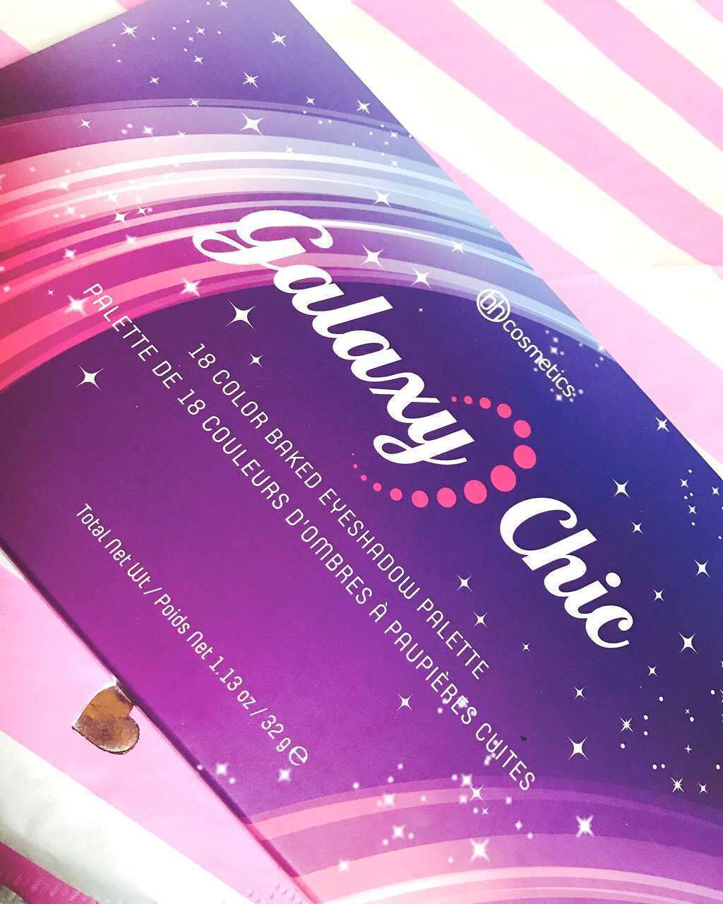 Galaxy Chic Baked Eyeshadow Palette/bh cosmetics/アイシャドウパレットを使ったクチコミ(2枚目)