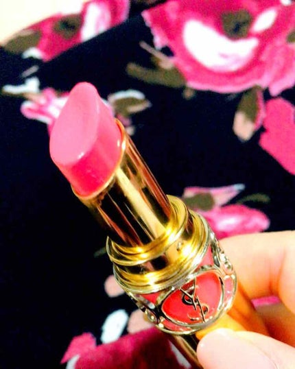 ルージュ ヴォリュプテ シャイン/YVES SAINT LAURENT BEAUTE/口紅を使ったクチコミ(2枚目)