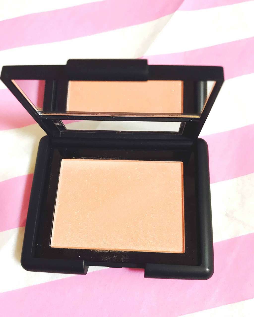 スタジオブラッシュ/e.l.f. Cosmetics/パウダーチークを使ったクチコミ(1枚目)