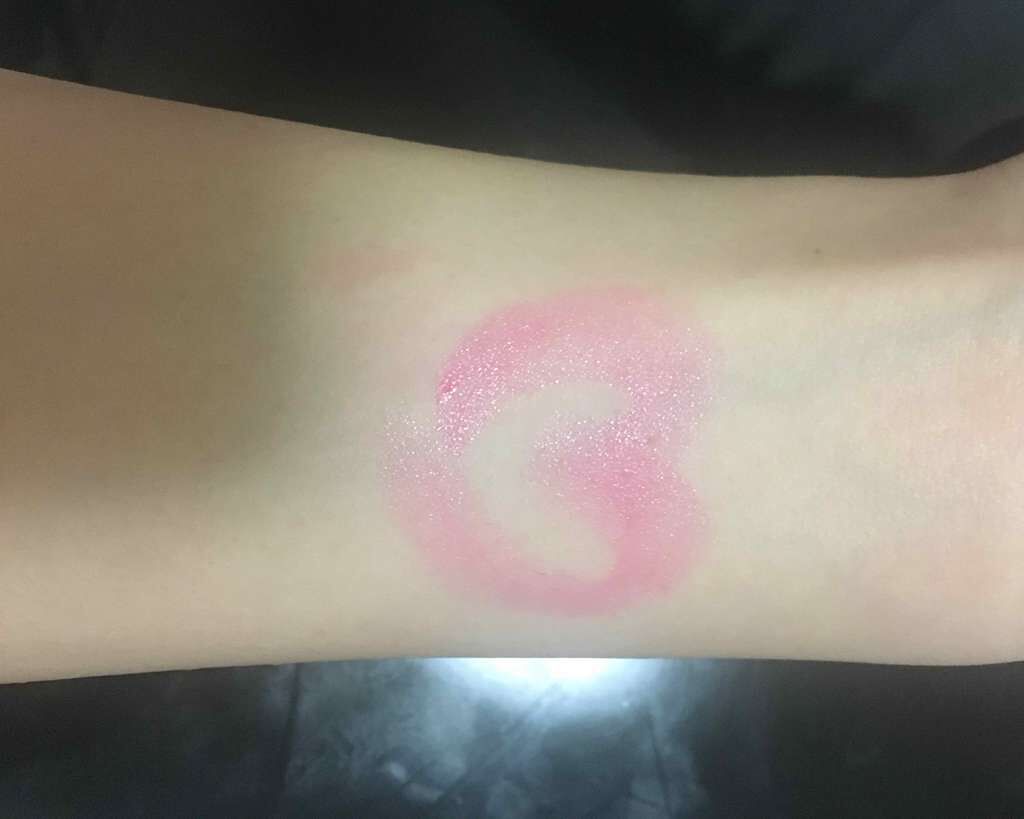 ルージュ ヴォリュプテ シャイン/YVES SAINT LAURENT BEAUTE/口紅を使ったクチコミ(2枚目)