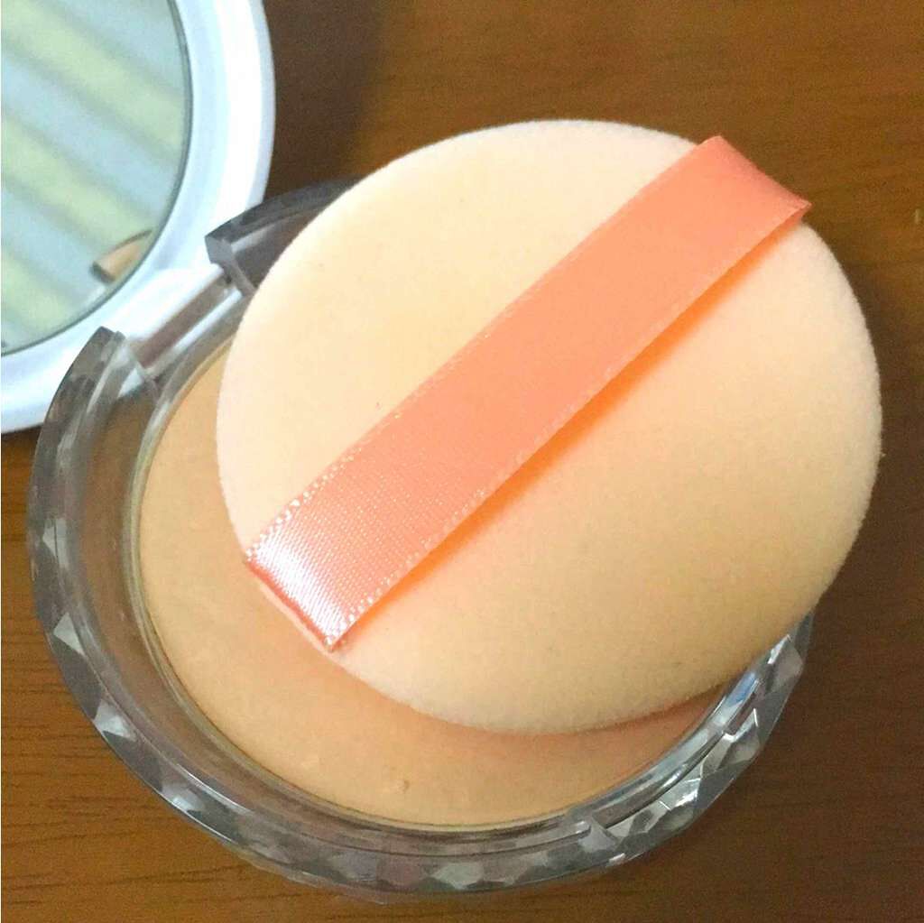 UVクリアフェイスパウダー/CEZANNE/プレストパウダーを使ったクチコミ(4枚目)