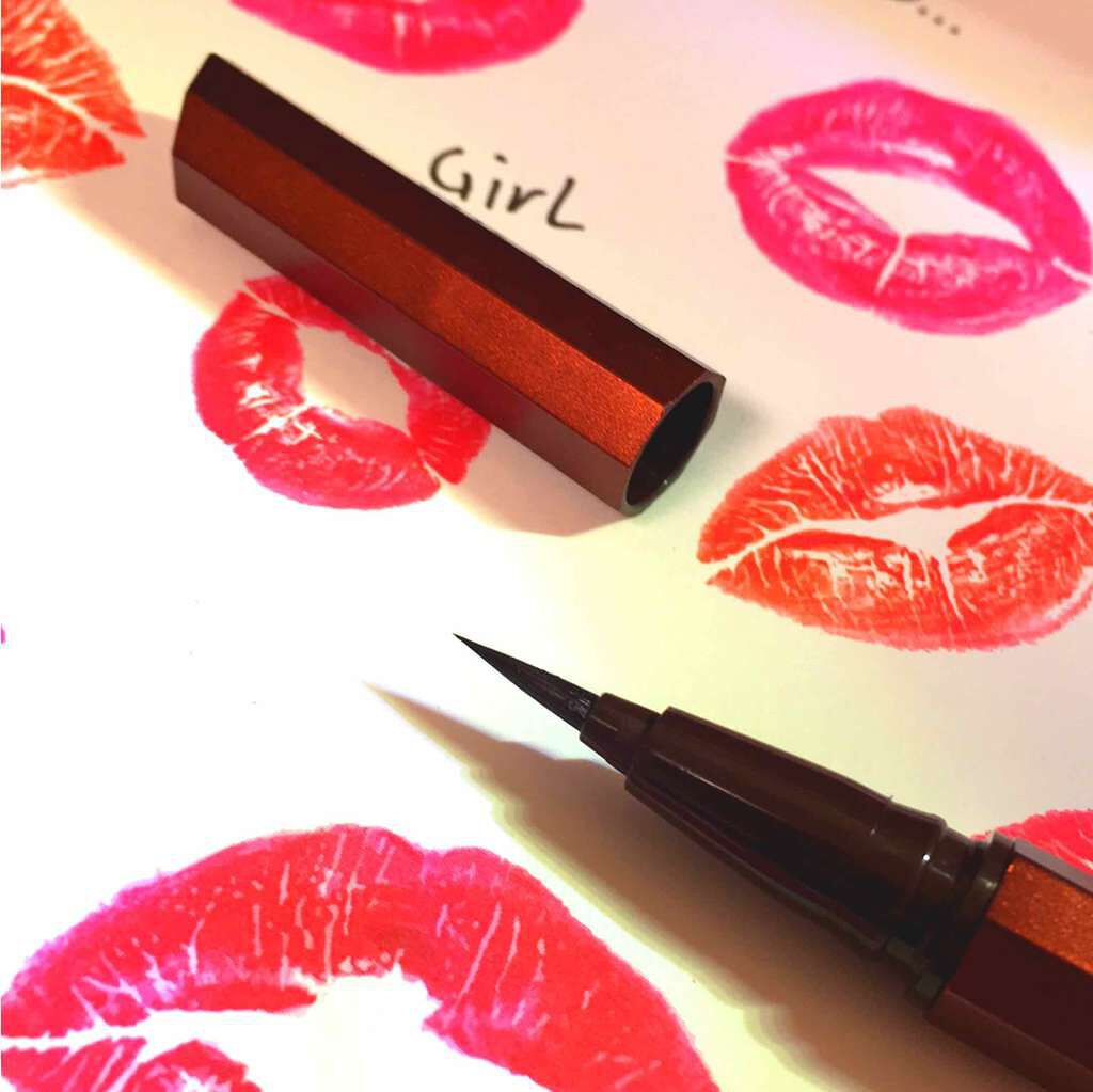 モテライナー リキッド/UZU BY FLOWFUSHI/リキッドアイライナーを使ったクチコミ(2枚目)