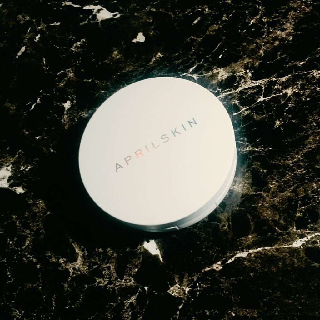 APRILSKIN  マジックスノークッション ホワイトのクチコミ「商品名:エイプリルスキン マジックスノークッションホワイト2.0

価格:4000円～3000.....」（1枚目）