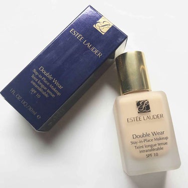 【ESTEE LAUDER】ダブルウェア ステイイン プレイス メークアップ

デザートベージュという色を使用しています!!
BAさんに、自分の肌に合った色を選んで頂きました。

毛穴を隠してくれて、と