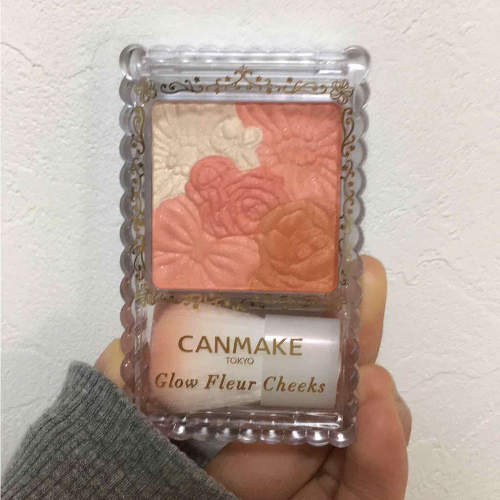 グロウフルールチークス/キャンメイク/パウダーチークを使ったクチコミ(1枚目)