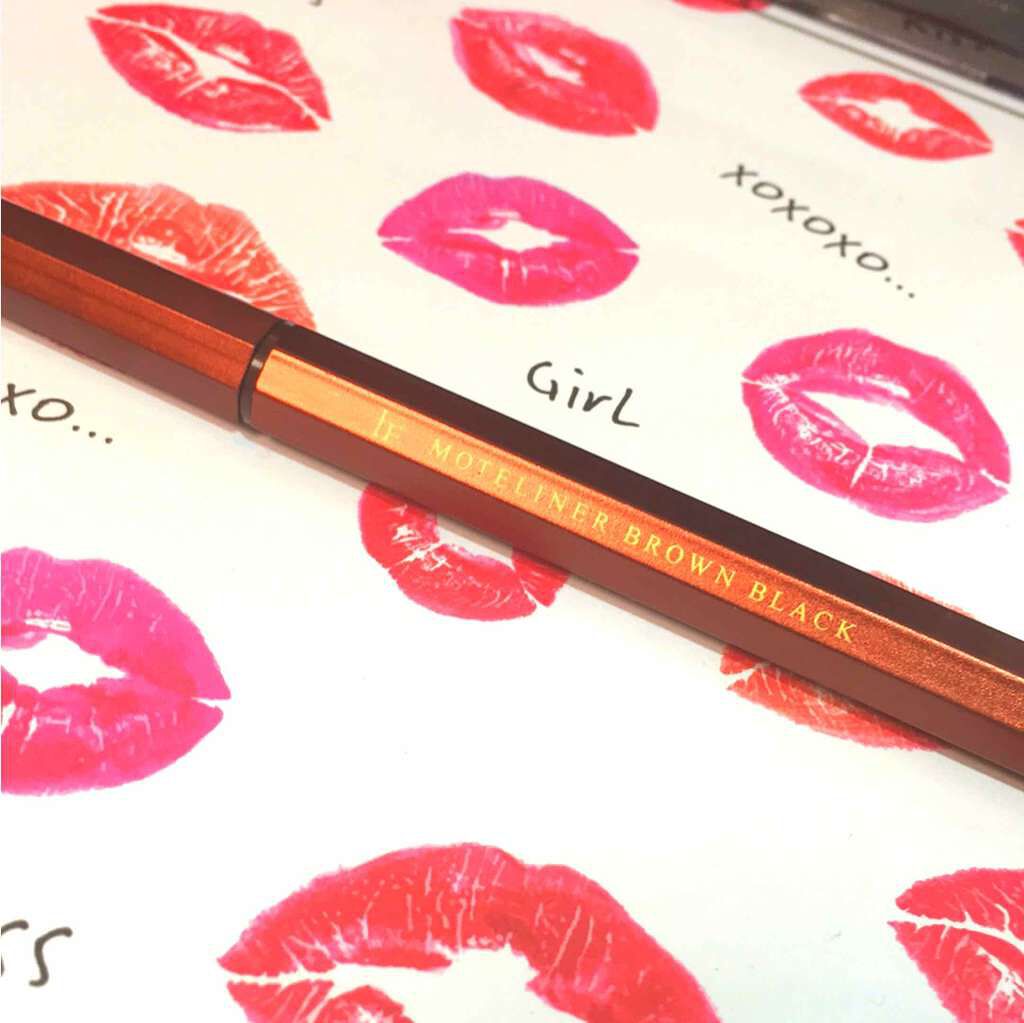 モテライナー リキッド/UZU BY FLOWFUSHI/リキッドアイライナーを使ったクチコミ(1枚目)