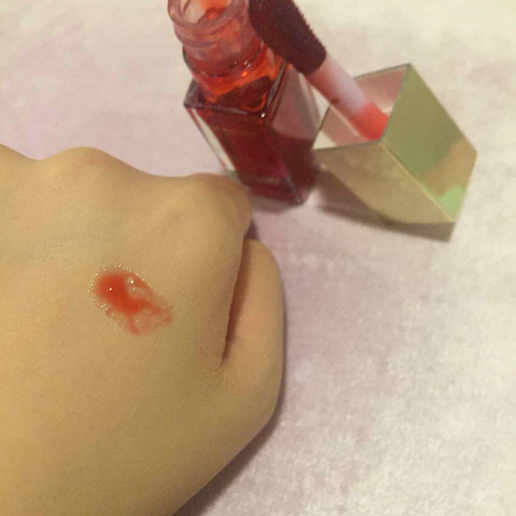 コンフォート リップオイル  03 red berry/CLARINS/リップグロスを使ったクチコミ（2枚目）