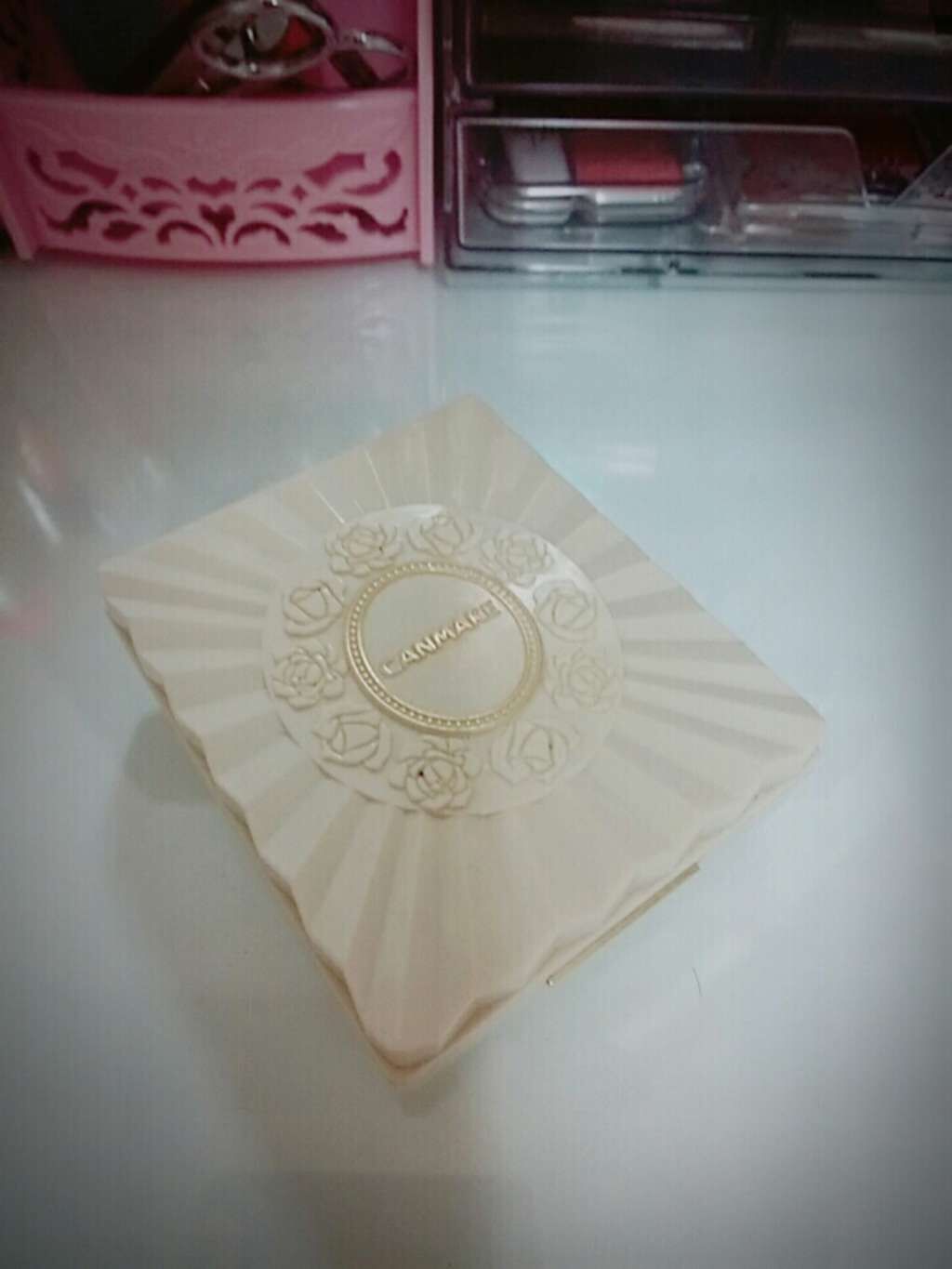 ブレスドナチュラルファンデーション/キャンメイク/パウダーファンデーションを使ったクチコミ（1枚目）