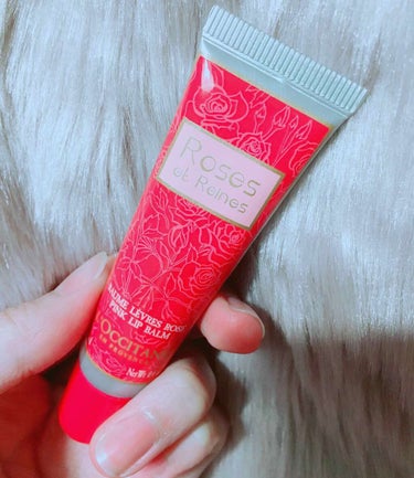 fabulous_glow_5a1 on LIPS 「プレゼントで頂いたロクシタンのリップバーム🌹🌹匂いもとてもお上..」（1枚目）