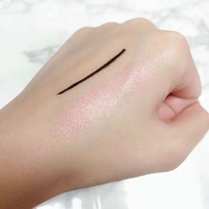 リキッドアイライナー ウォータープルーフ スーパーブラック/ドーリーウインク/リキッドアイライナーの動画クチコミ4つ目