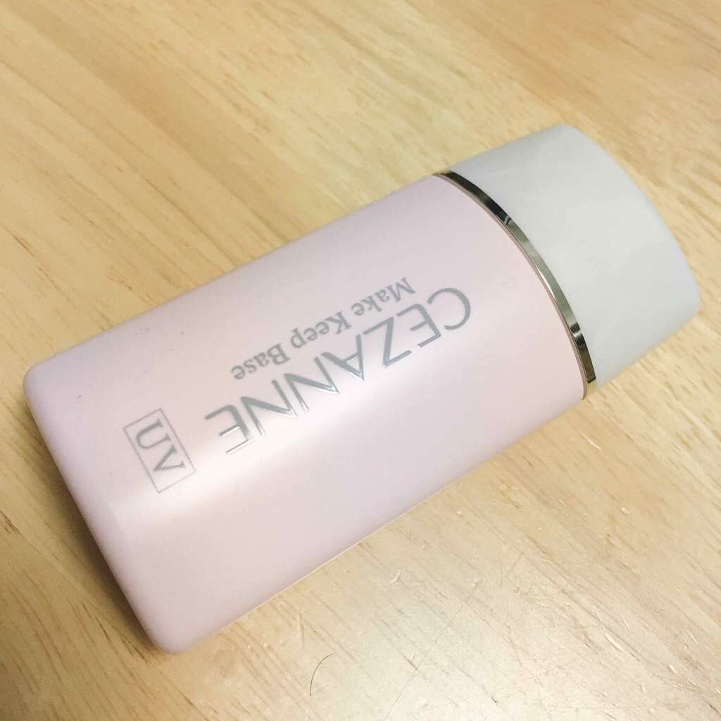 わたしのリピ買い商品です💓

(これは2本目😊)

乾燥肌ですが、これを塗る前は時間が経つと鼻周りが皮脂で浮いてきてしまっていました
いまは塗ることで全く崩れることがないです！

オイリー肌の母にも勧めましたがかなり良いと言っていました