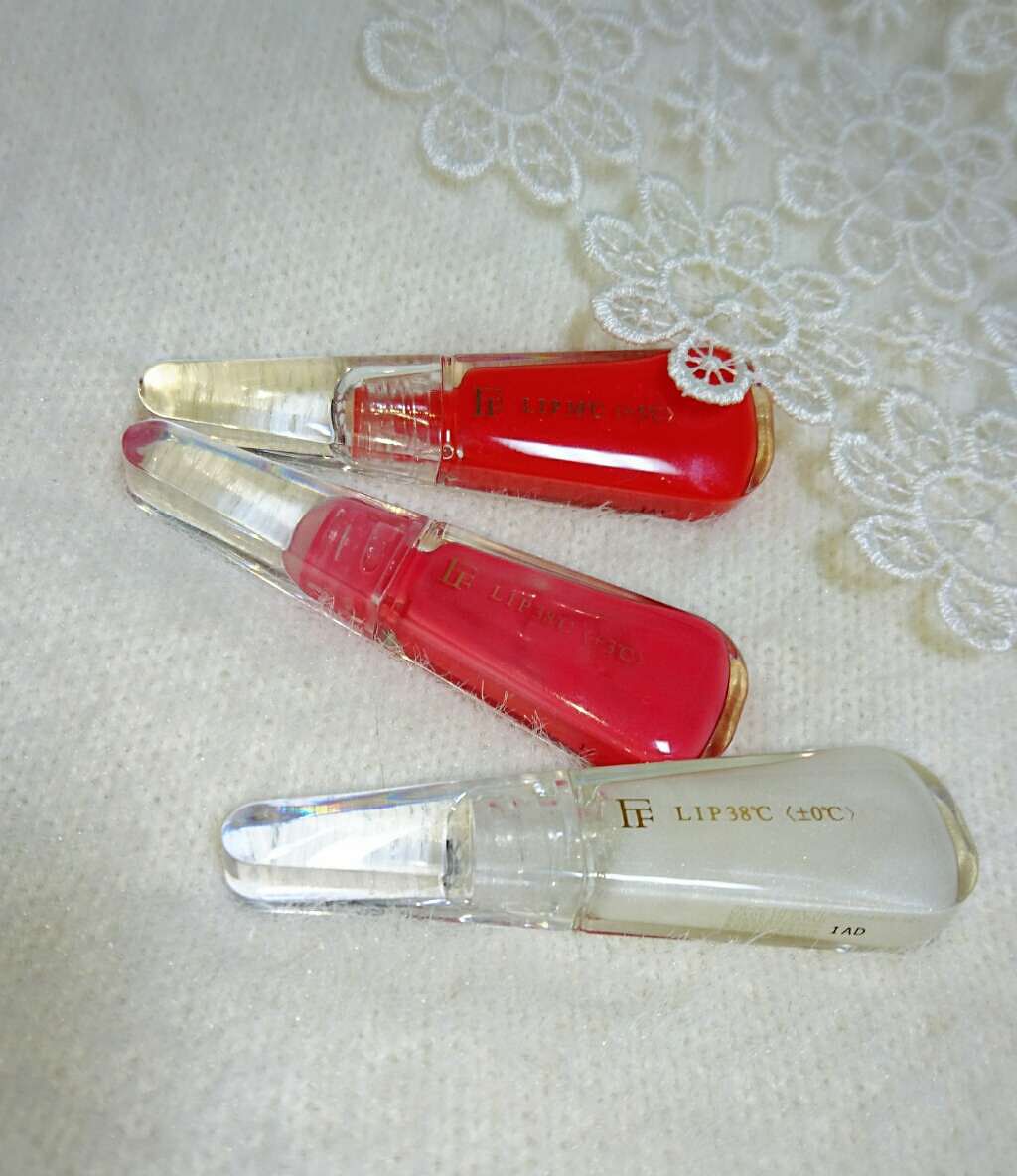 38°C / 99°F リップトリートメント (リップ美容液)/UZU BY FLOWFUSHI/リップケアを使ったクチコミ（1枚目）