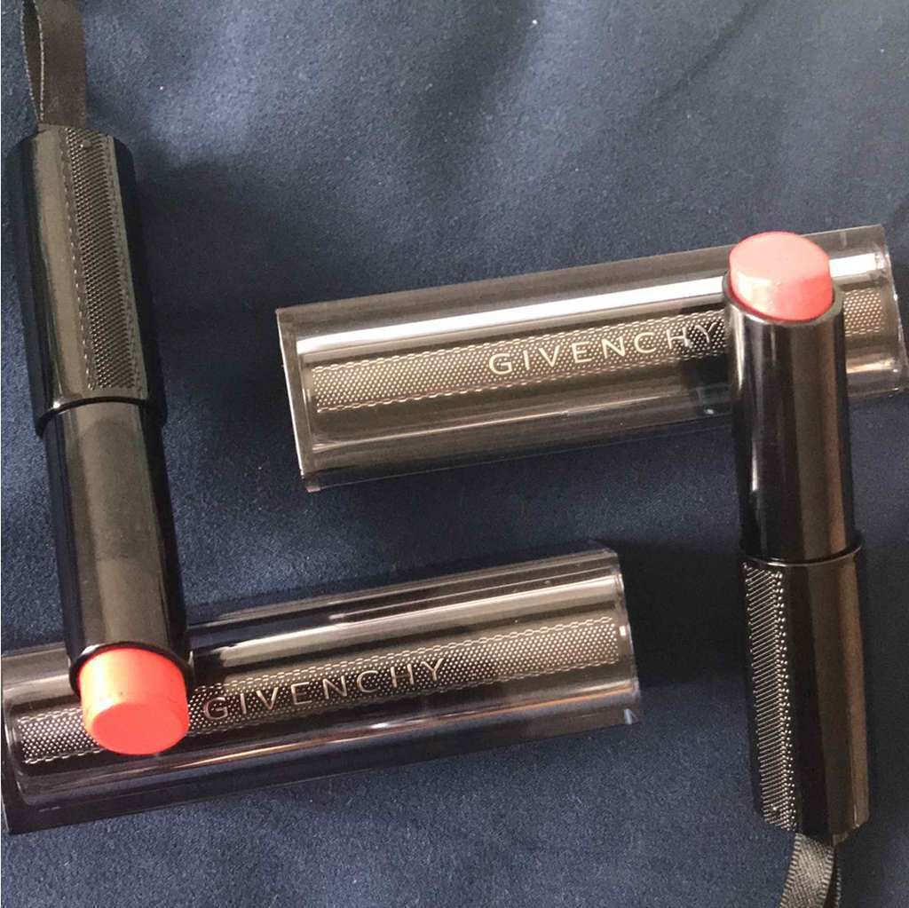 ルージュ・アンテルディ・テンプテーション/GIVENCHY/口紅を使ったクチコミ(2枚目)