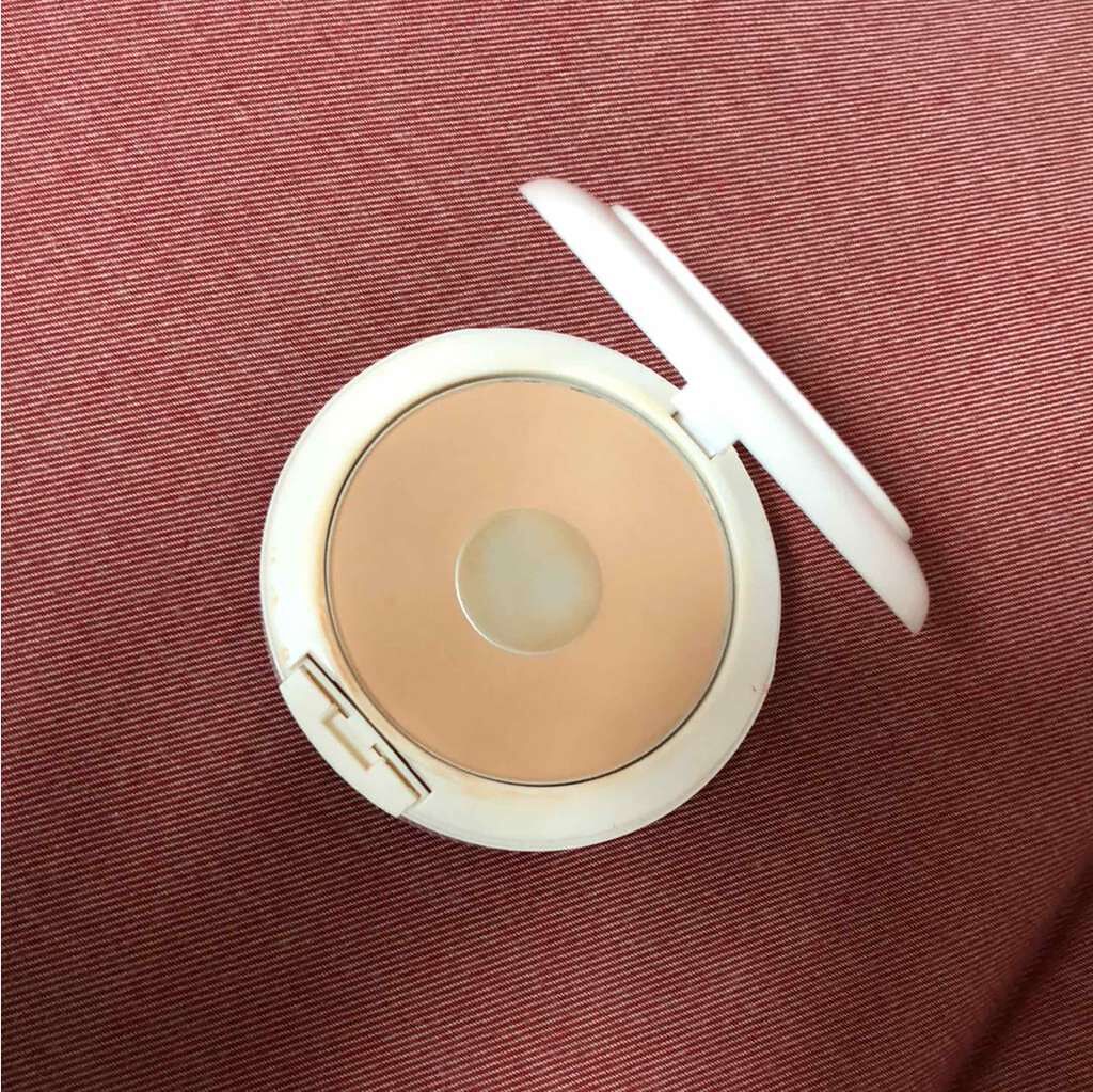 ライトフル C+ SPF 30 ファンデーション/M・A・C/パウダーファンデーションを使ったクチコミ（2枚目）