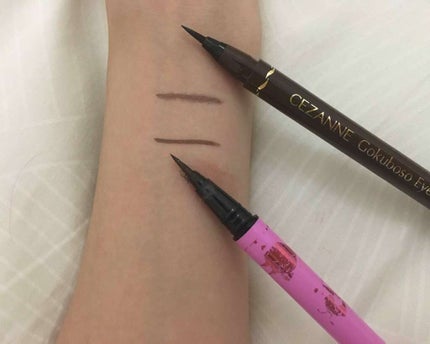 極細 アイライナーR 20 ブラウン/CEZANNE/リキッドアイライナーを使ったクチコミ(3枚目)