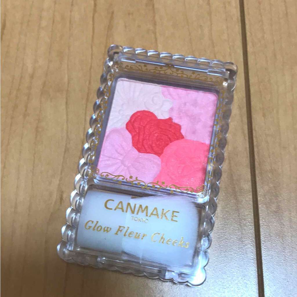 グロウフルールチークス/キャンメイク/パウダーチークを使ったクチコミ(1枚目)