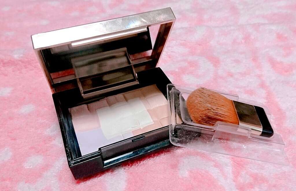 ドラマティックムードヴェール(シルキー)/マキアージュ/プレストパウダーを使ったクチコミ(1枚目)