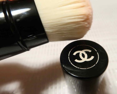 CHANEL パンソー カブキのクチコミ「【CHANEL レ ベージュ パンソー カブキ】

✔︎使いすぎて剥げてます(  ˊ࿁ˋ )
.....」（1枚目）