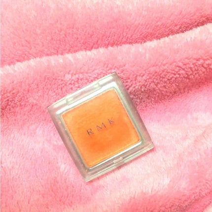 インジーニアス パウダーアイズ N/RMK/単色アイシャドウを使ったクチコミ(1枚目)