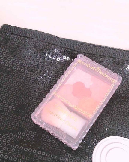 グロウフルールチークス/キャンメイク/パウダーチークを使ったクチコミ(1枚目)