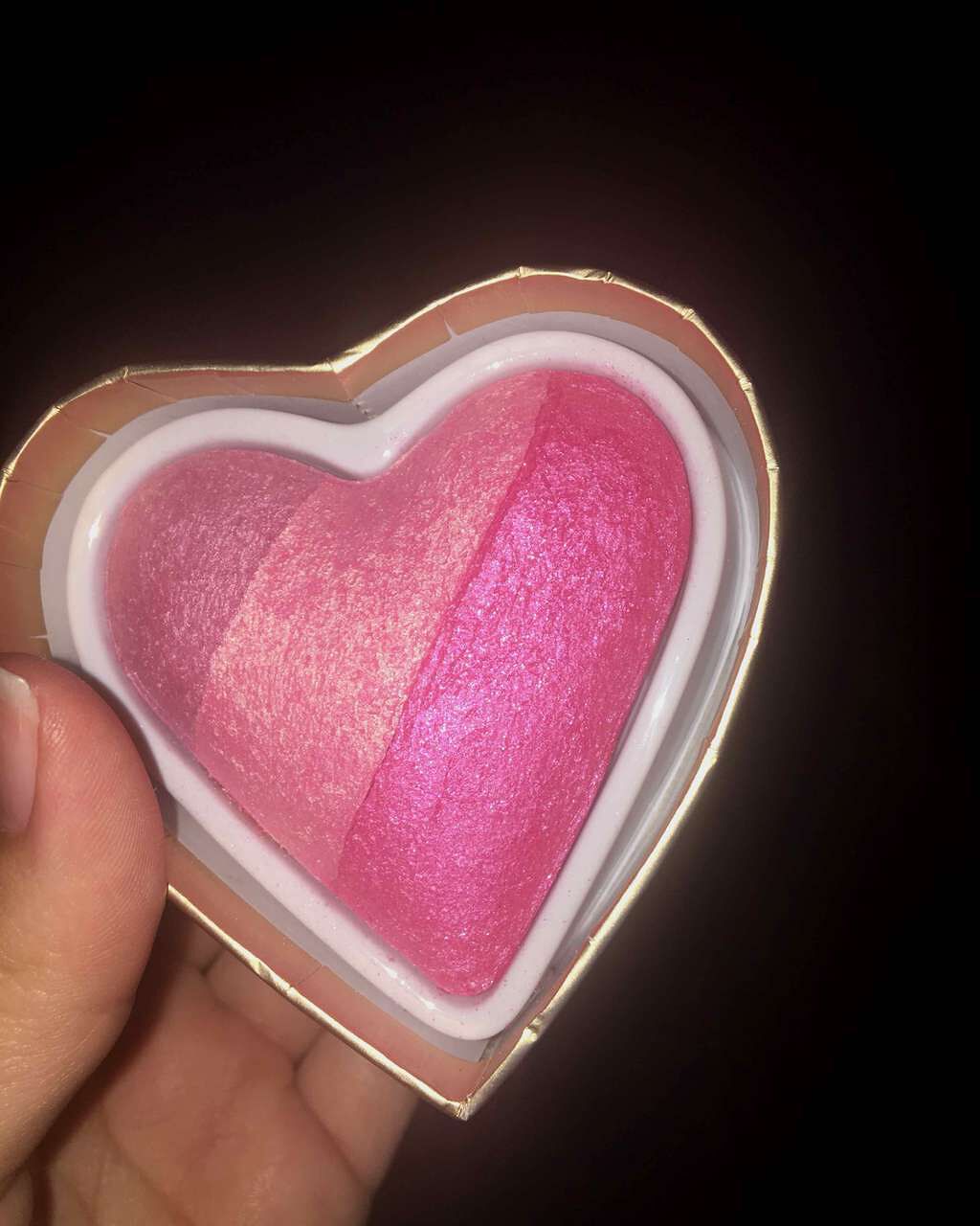 ブラッシング ハート/MAKEUP REVOLUTION/パウダーチークを使ったクチコミ（1枚目）