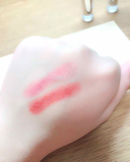 ラスティンググロスリップ/CEZANNE/口紅を使ったクチコミ(2枚目)