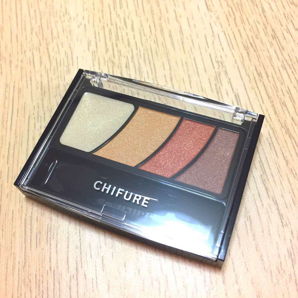 グラデーション アイ カラー（チップ付）/ちふれ/アイシャドウパレットを使ったクチコミ（1枚目）