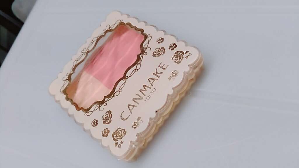 マット＆クリスタルチークス/キャンメイク/パウダーチークを使ったクチコミ（1枚目）