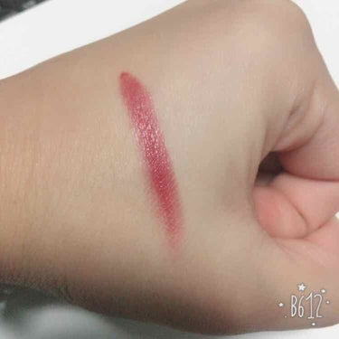 M・A・Cのリップスティック
色は、デアユーです💄✨

ワインレッドのような、深みのある赤です！
今の時期にぴったりだと思います！

マットな感じで、大人っぽいメイクにも
合いそうです！

どんなメイク