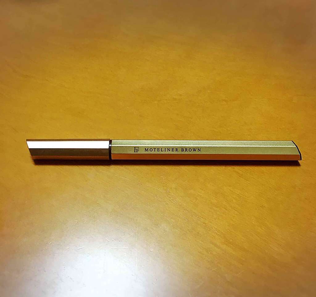 モテライナー リキッド/UZU BY FLOWFUSHI/リキッドアイライナーを使ったクチコミ（1枚目）